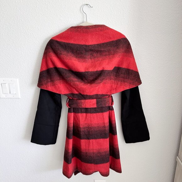 Bar III Red & Black Plaid Shawl Jacket – Size Small - Picture 7 of 9